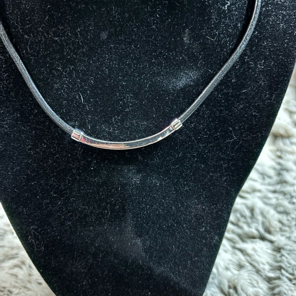 Black Leather & Silver Tone Choker Necklace with 14 Rhinestones 16.25" Long New